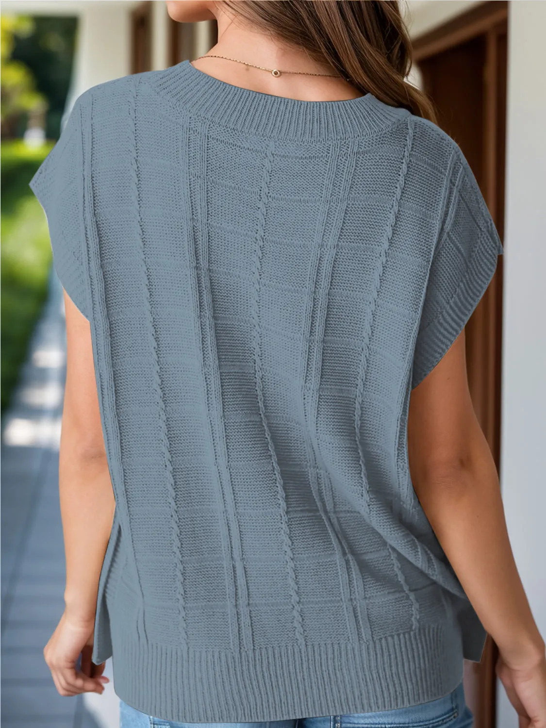 Chic Cap Sleeve Stretch Knit Blouse with Round Neck