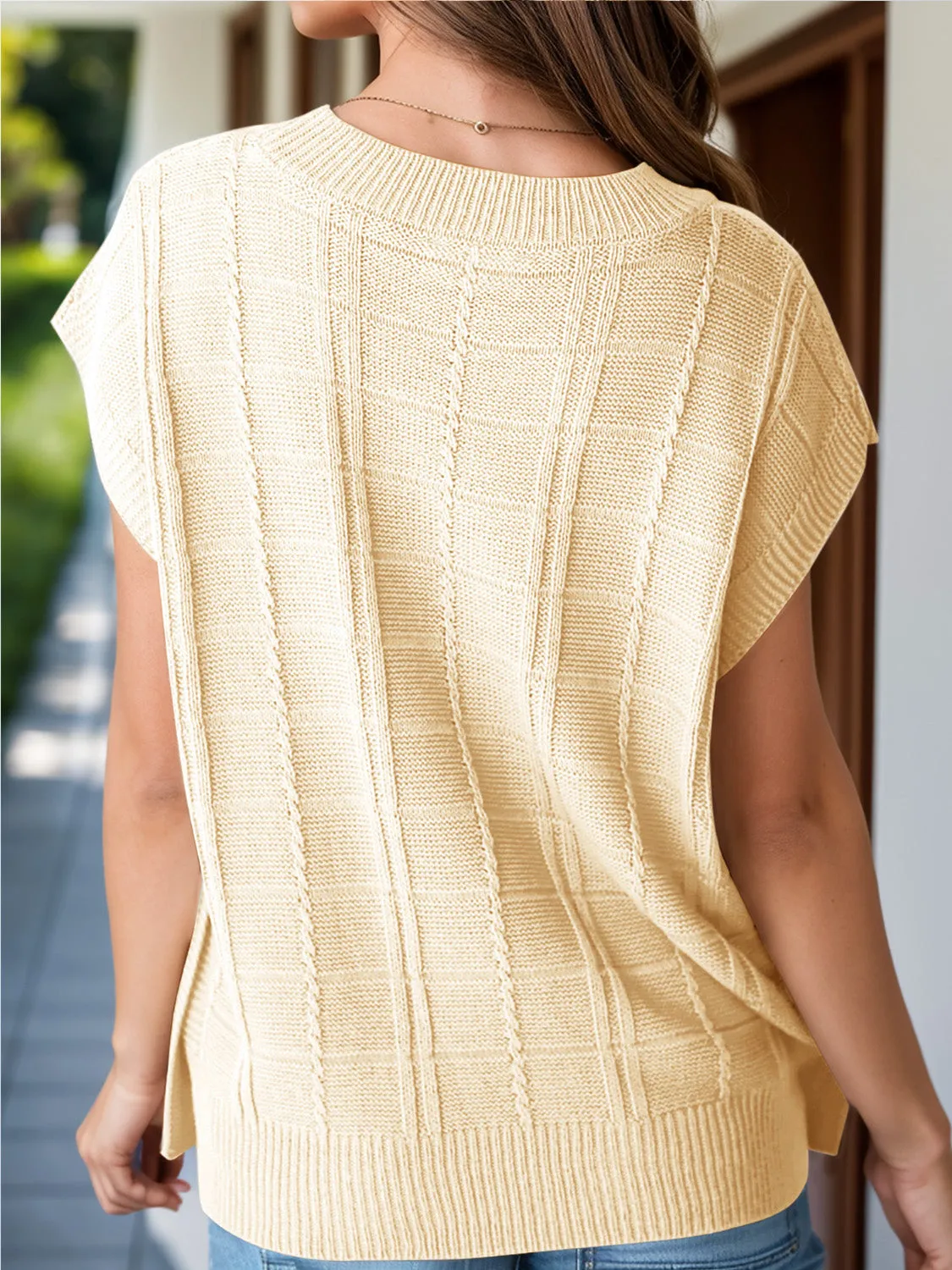 Chic Cap Sleeve Stretch Knit Blouse with Round Neck